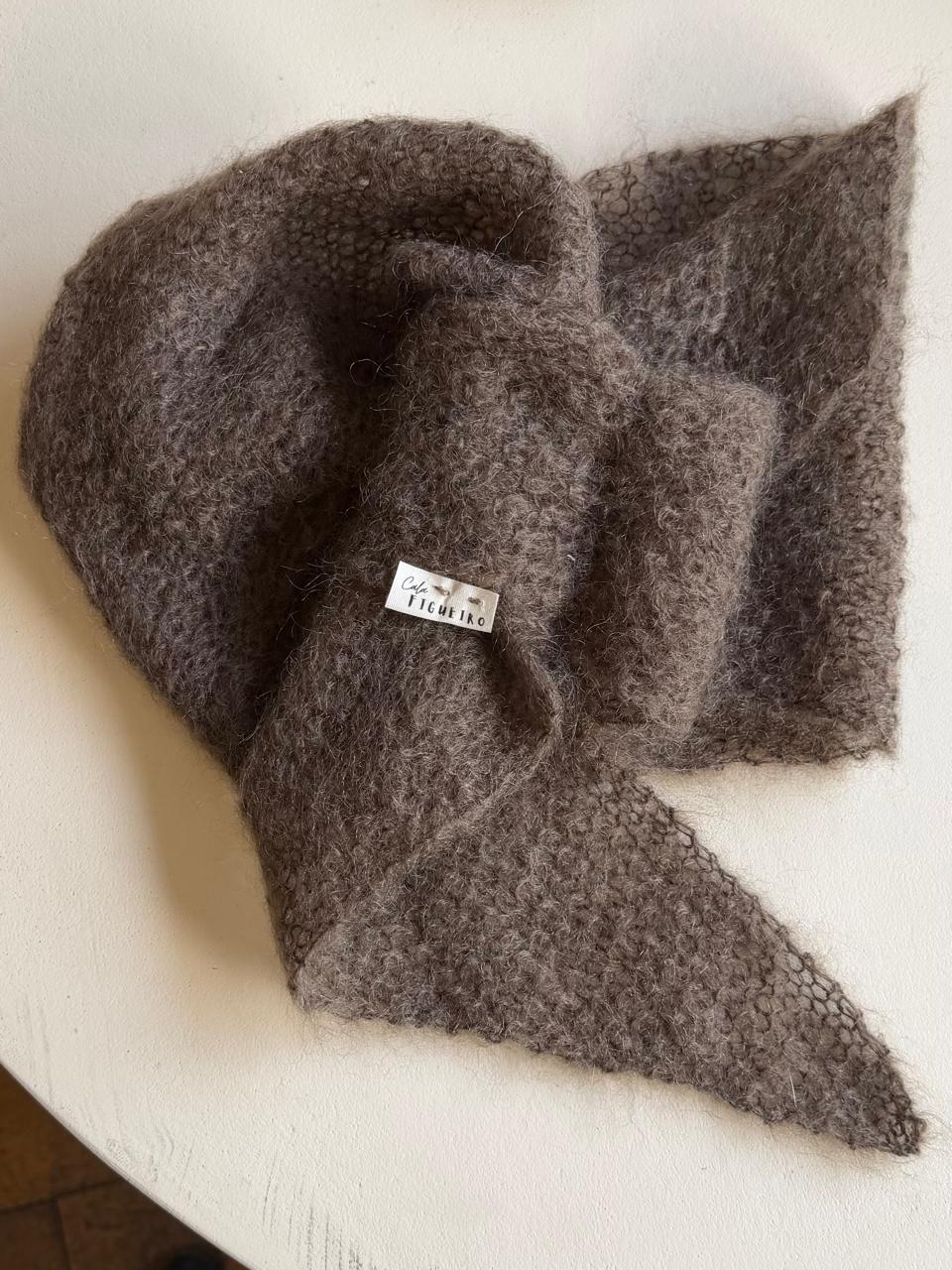 CUELLO MOHAIR