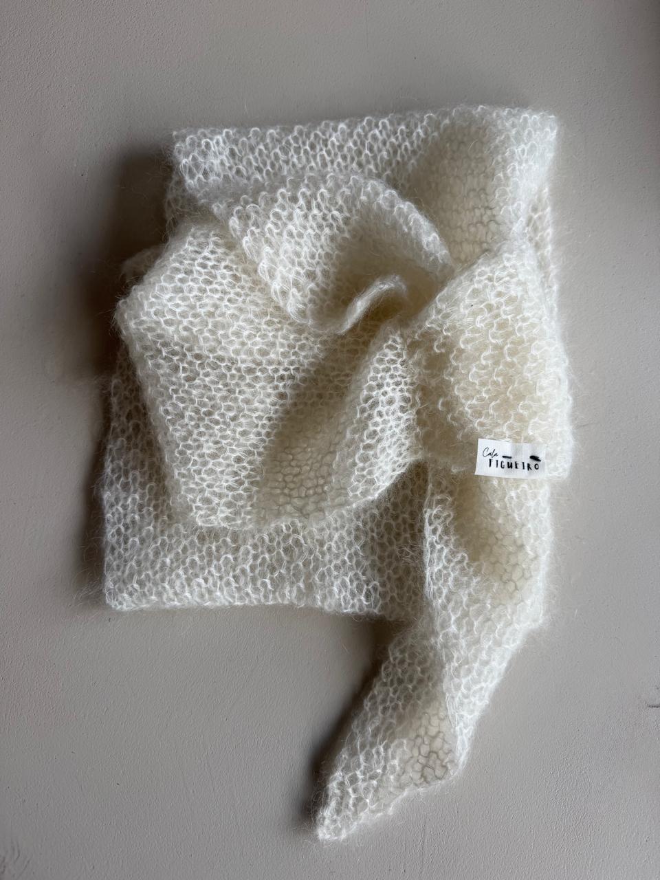 CUELLO MOHAIR
